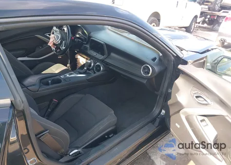 2018 Chevrolet Camaro 1Lt z USA, uszkodzony, nr VIN 1G1FB1RX5J0108277